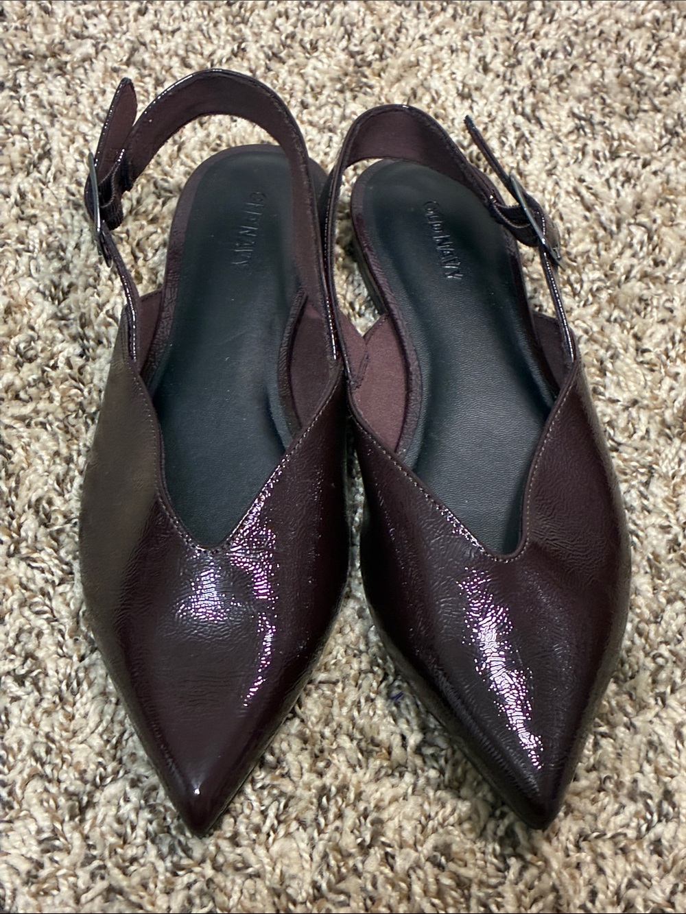 Old Navy Pointed Slingback Flats in Plum